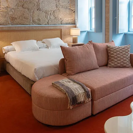 The Arc Carrís * Oporto