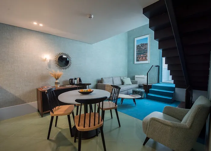 The Arc Carrís * Oporto